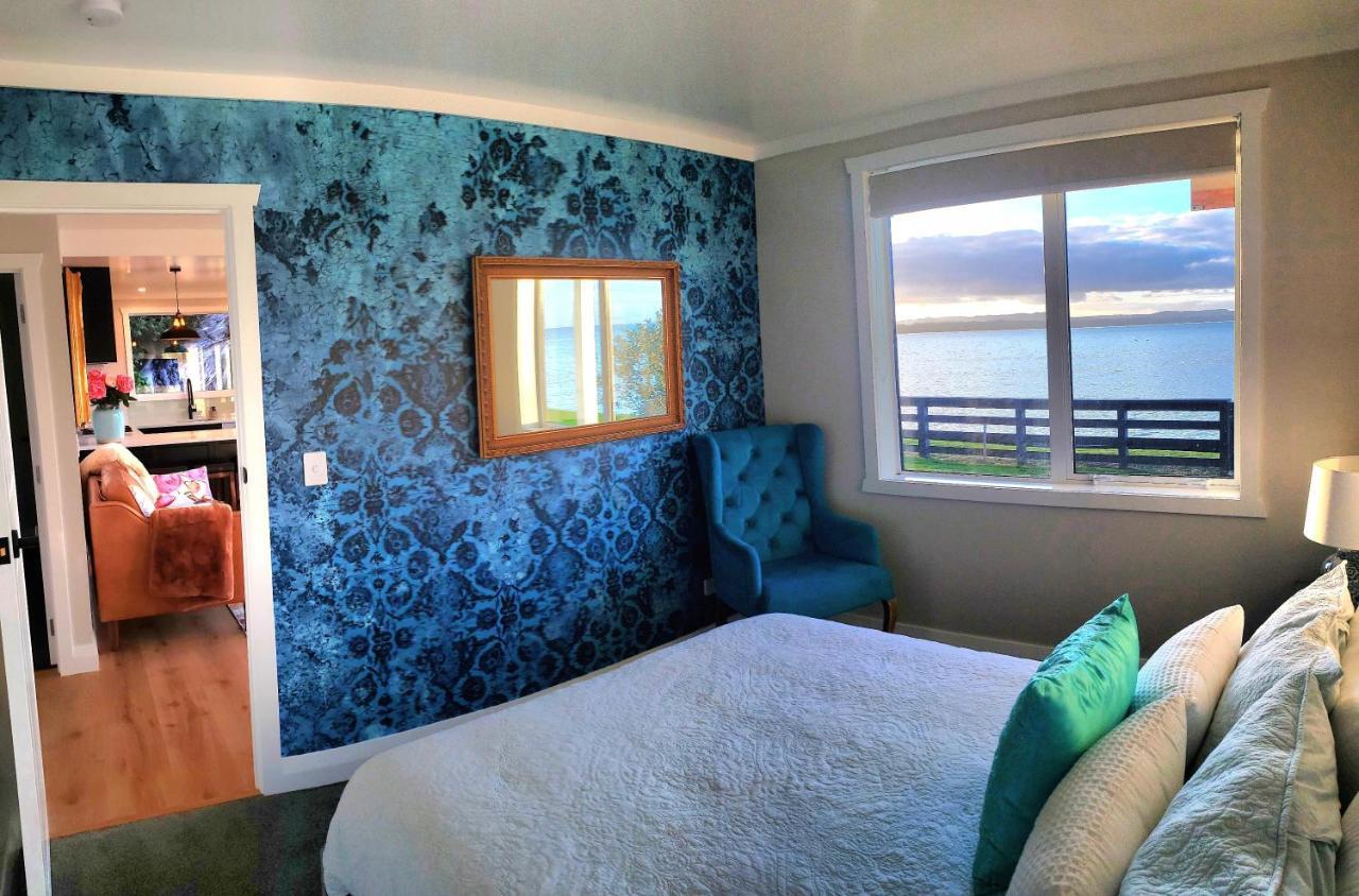 Red Rock Cottage, Beachfront Luxury Clarks Beach Екстер'єр фото